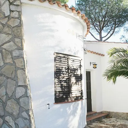 Holiday home Crisson *